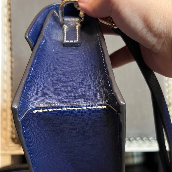 Dooney & Bourke East West Crossbody Bag in Saffiano Leather NWT - Picture 7 of 13